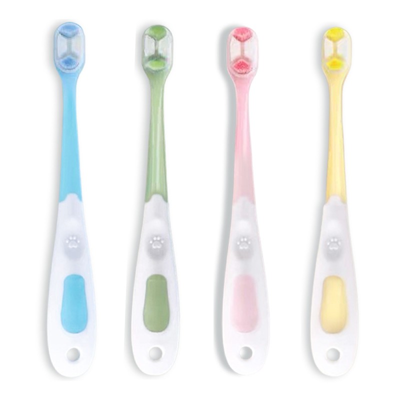 Ma première brosse à dents